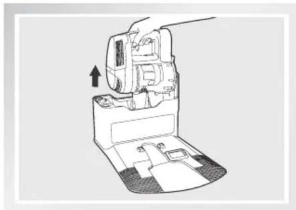 ECOVACS Deebot DR98 - De handstofzuiger uit het oplaadstation pakken - 1