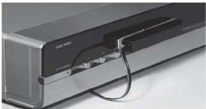 LOEWE Bild 2.55 OLED - Infraroodzender aan hulpapparaat aansluiten - 1