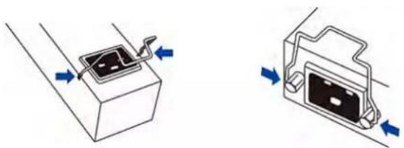 Raritan Dominion PX2-5486 - To install and use a cable retention clip on the inlet: - 1