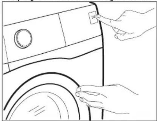 ZANUSSI ZZ84933WF - OPENEN VAN DE DEUR - KLEDINGSTUKKEN TOEVOEGEN - 1