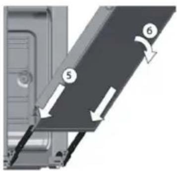 Küppersbusch B6550.0S1 - De deur demonteren - 3