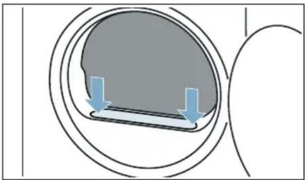 SIEMENS WT7U4675NL - Reinig het pluizenfilter na elke keer drogen: - 2