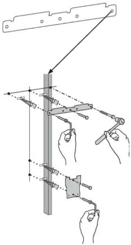 Technical diagram illustrating mechanical assembly steps with labeled components and alignment indicators