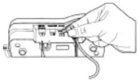 UNIDEN XCAI 680 - Desk or Tabletop Installation - 3
