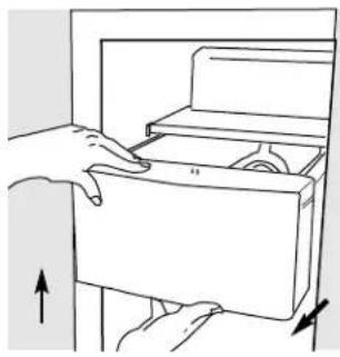 GE PSI23MGNBB - Le distributeur d'eau et de glaçons. - 1
