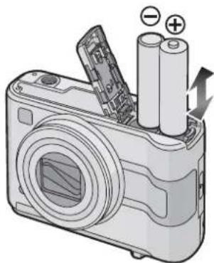 PANASONIC Lumix DMC-LZ4 - Inserting/Removing the Batteries - 2
