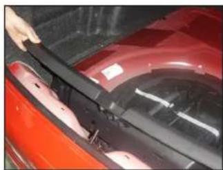 JL Audio Stealthbox SB-VW-JETNCS/10W1v3 - STEP 3 - 2