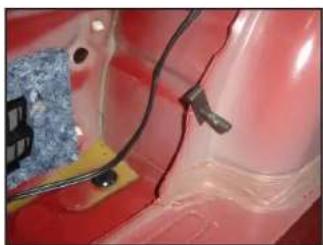 JL Audio Stealthbox SB-VW-JETNCS/10W1v3 - STEP 3 - 7