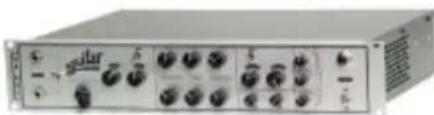 LINE 6 Collector Classics - Jaguar: Based on\* an Aguilar® DB750 - 1