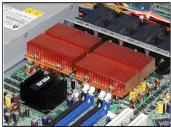 ASUS AP1600R-E2 - 安装 CPU 散热片 - 2