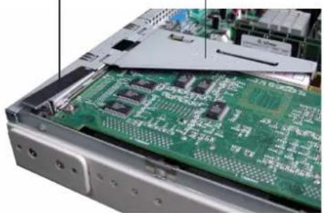 ASUS AP140R - 固定 PCI 介面卡 - 1