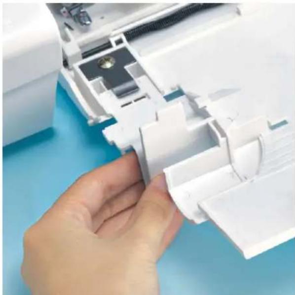 Łucznik Overlock 820D-5 - Dla ściegu drabinkowego oraz dwunitkowego łańcuszkowego: - 1