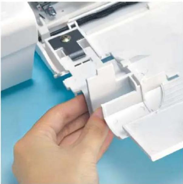 Łucznik Overlock 820D-5 - Dla ściegu drabinkowego oraz dwunitkowego łańcuszkowego: - 1