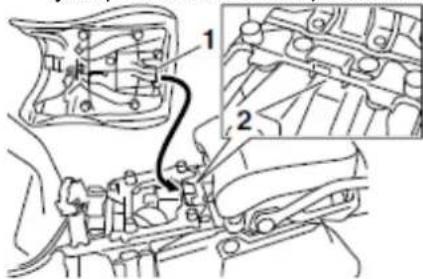 YAMAHA XT1200ZE (2018) - Aby zmienić wysokość siedziska kierowcy do pozycji dolnej - 3