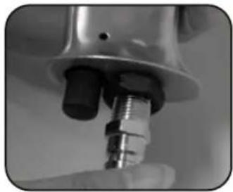 Ozito ACK-PRO - CONNECTING TO COMPRESSOR - 3