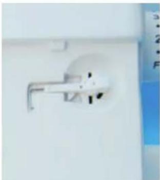 Łucznik Overlock 720D4 - - przywracanie górnego chwytacza: - 1