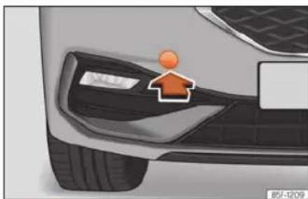 SEAT Leon ST (2021) - Mocowanie linki holowniczej z przodu - 1