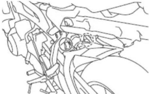 YAMAHA TRACER 9 (2015) - Smarowanie sworzni wahacza wleczonego - 1