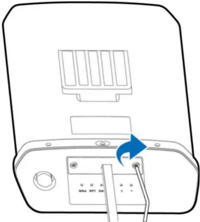 ZTE MC889A Pro - Instalacja kabla sieciowego - 2