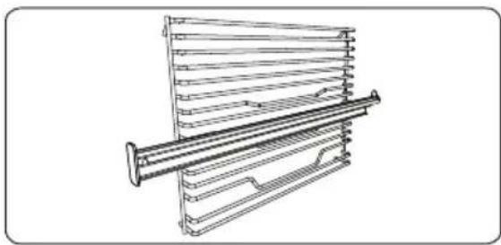 Technical line drawing of a mechanical assembly with parallel plates and a central shaft (no text or symbols)