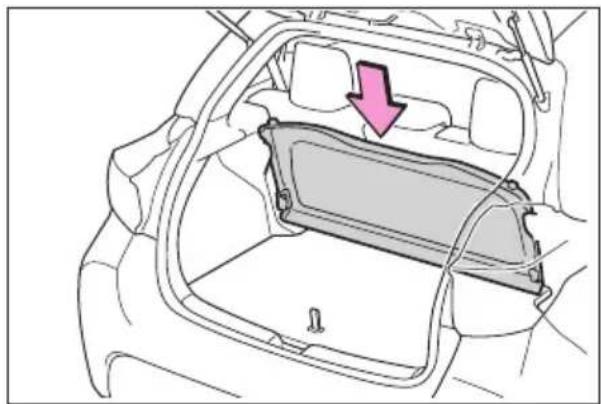 TOYOTA Yaris Hybrid (2023) - Przechowywanie zasłony bagażnika (w niektórych wersjach) - 1