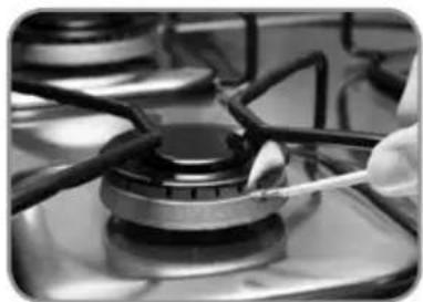 Brastemp BFD4VAR - Em caso de falta de energia elétrica, você pode acender os queimadores da mesa normalmente usando fósforos - 1