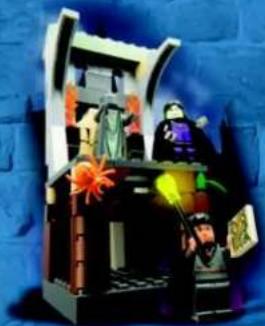 LEGO KNIGHT BUS - 2