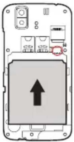 Karbonn Sparkle V - Instalarea accumulatorul si a cartelei SIM - 3