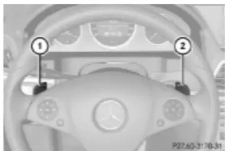 Mercedes-Benz E207 (2009) - Padelele pentru schimbarea vitezelor aflate pe volan - 1
