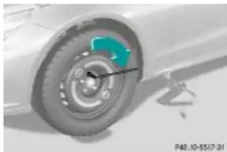 Mercedes-Benz E207 (2009) - Pericol de accident - 2