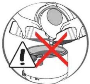 Warning symbol for a mechanical device with red X marks and a warning triangle