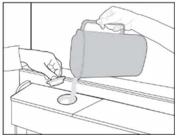 Defy G10715 NE - Filling the fountain water tank - 1