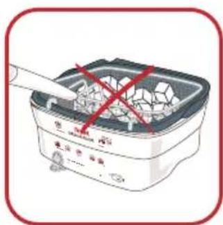 Illustration of a rice cooker with red crossed-out tiles and Chinese text labels, indicating a cooking or storage setup.