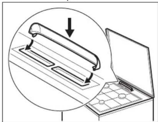 ELECTROLUX EKG51154OX - Instalarea capacului orificiului pentru abur - 1