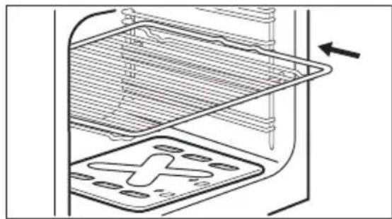 ELECTROLUX LKG604002X - Introduceți accesoriiile - 1
