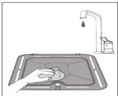 GORENJE GI6322WA - CURĂȚAREA PANOULUI INFERIOR - 2
