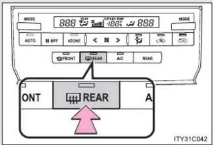 MODE 888 1000 AUTO OFF AZONE < > FRONT REAR AC REAR ONT REAR A ITY31C042