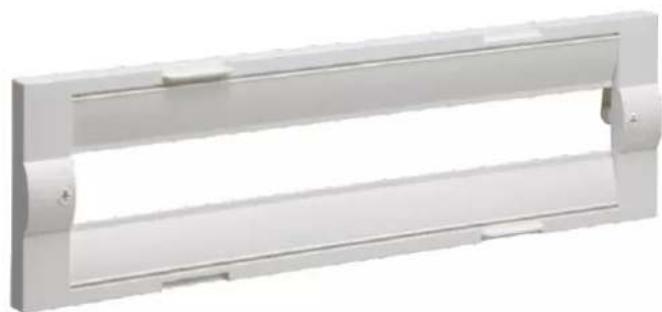 HAGER ZZ42BS - FD00C4: 150 mm 1x slotted cover 24 mod. - 1