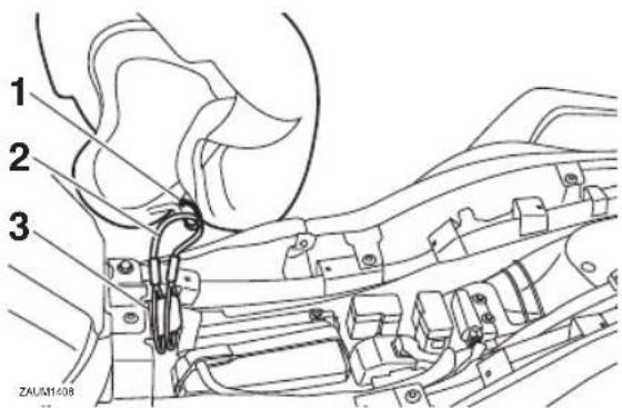 YAMAHA Tracer 7 (2016) - Pritrditev čelade s pletenico - 1