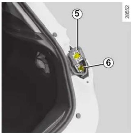 RENAULT Megane (2008) - Färdriktningsvisare/parkeringsljus och bromsljus - 3