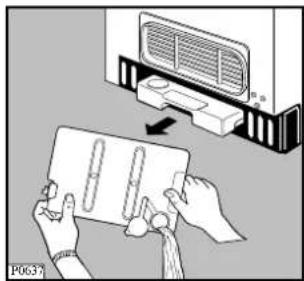 ZANUSSI TC 481 W - Tömning av vattenbehållaren - 1