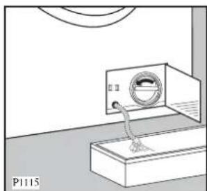 ZANUSSI F 1046 - Rengöring av lådöppningen - 4