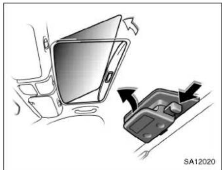 TOYOTA Yaris (2002) - WARNING - 2
