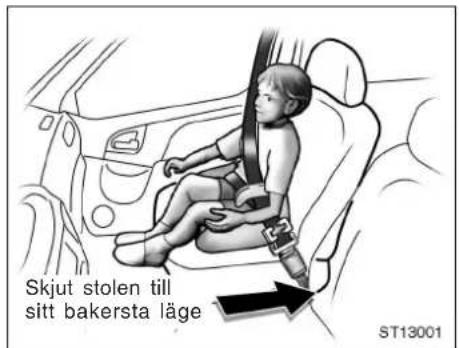 Skjut stolen till sitt bakersta läge ST13001