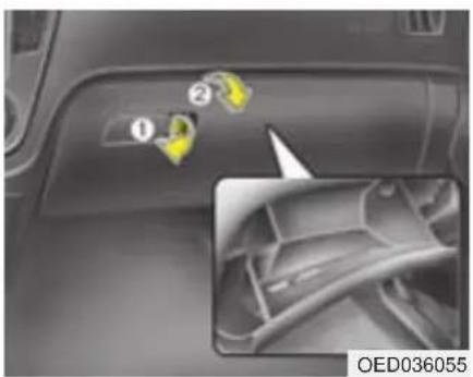 KIA Cee'd (2009) - Mittarmstöd med dubbla förvaringsfack - 2