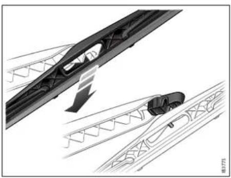 SAAB 9-3 Aero (2014) - Montera nya torkarblad - 1
