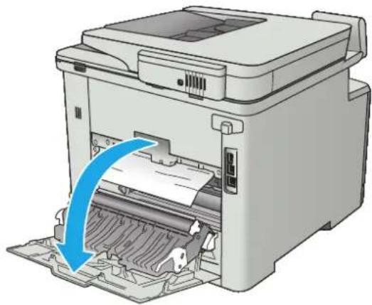 HP LaserJet Pro M477fdw - Ta bort pappertrassel i den bakre luckan och runt fixeringsenheten - 2