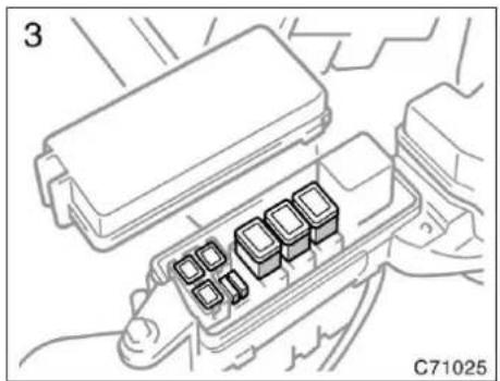 TOYOTA Previa (2003) - Bensinmotor - 7