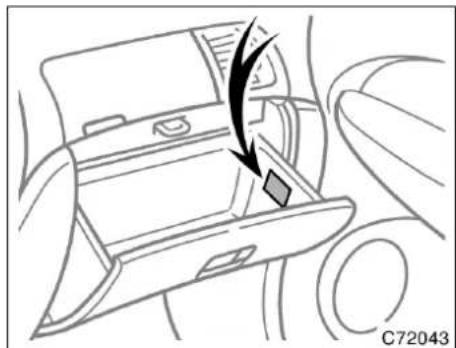 TOYOTA Previa (2003) - OBSERVERA - 2