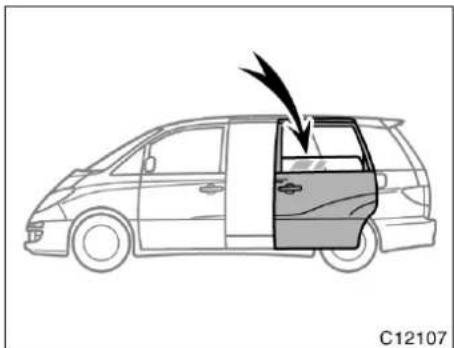 TOYOTA Previa (2003) - OBSERVERA - 1